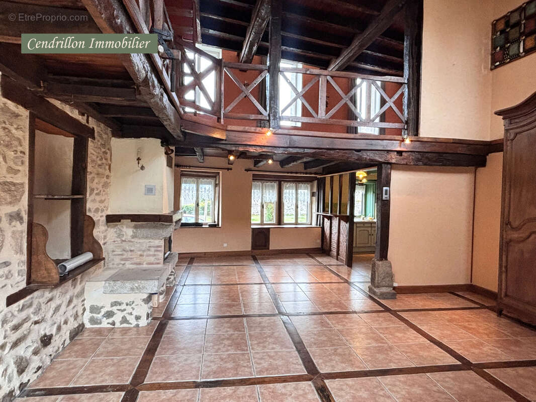 Maison à BOURGANEUF