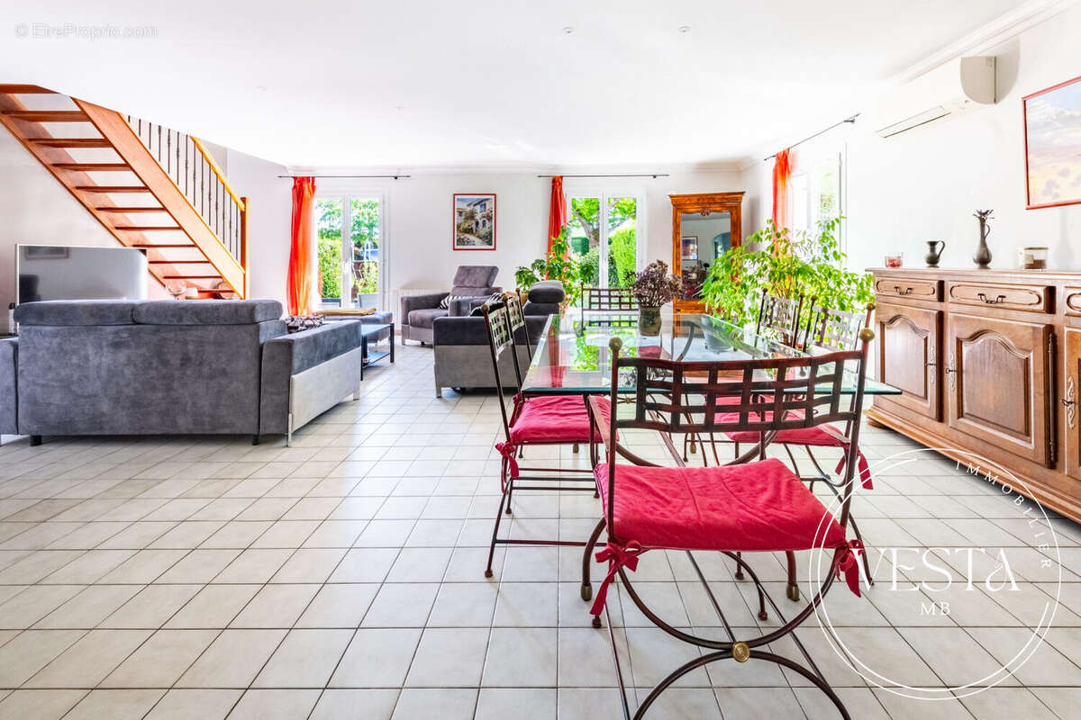 Maison à COUTERNON