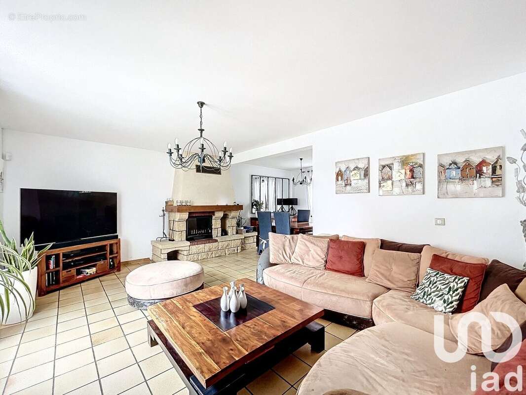 Photo 3 - Maison à PONTAULT-COMBAULT