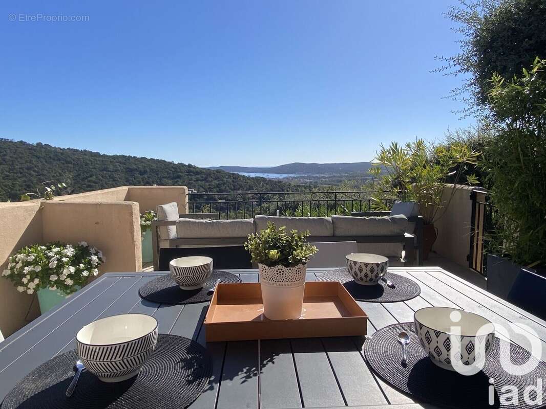 Photo 2 - Appartement à GRIMAUD