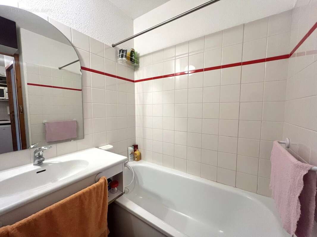 Appartement à AVRIEUX