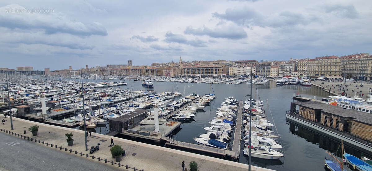 Appartement à MARSEILLE-1E