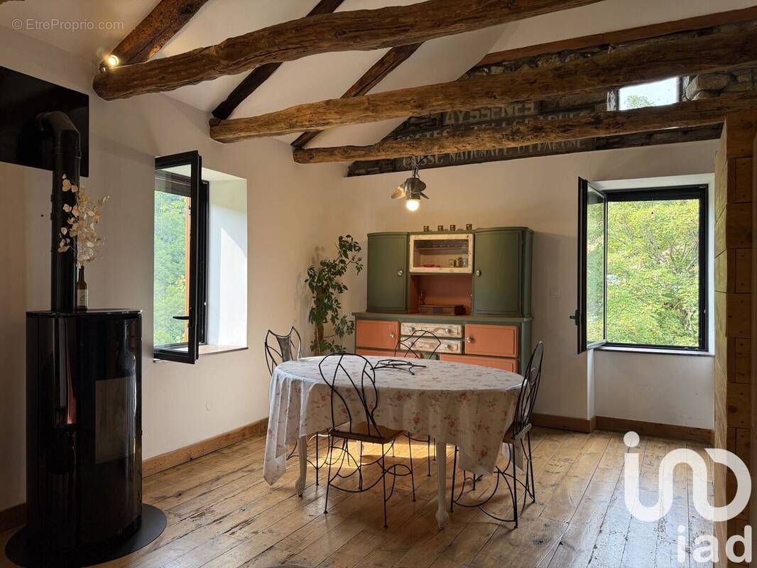 Photo 1 - Maison à AYSSENES