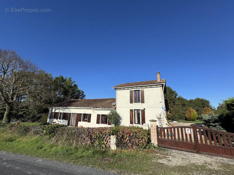 Maison à BOSCAMNANT