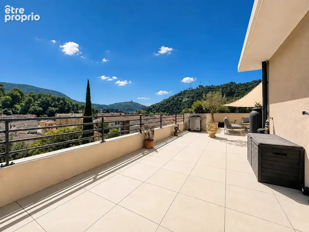 Appartement à DRAP