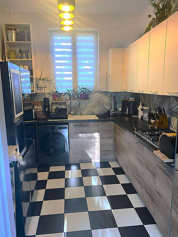 Appartement à NEUVILLE-SUR-SAONE