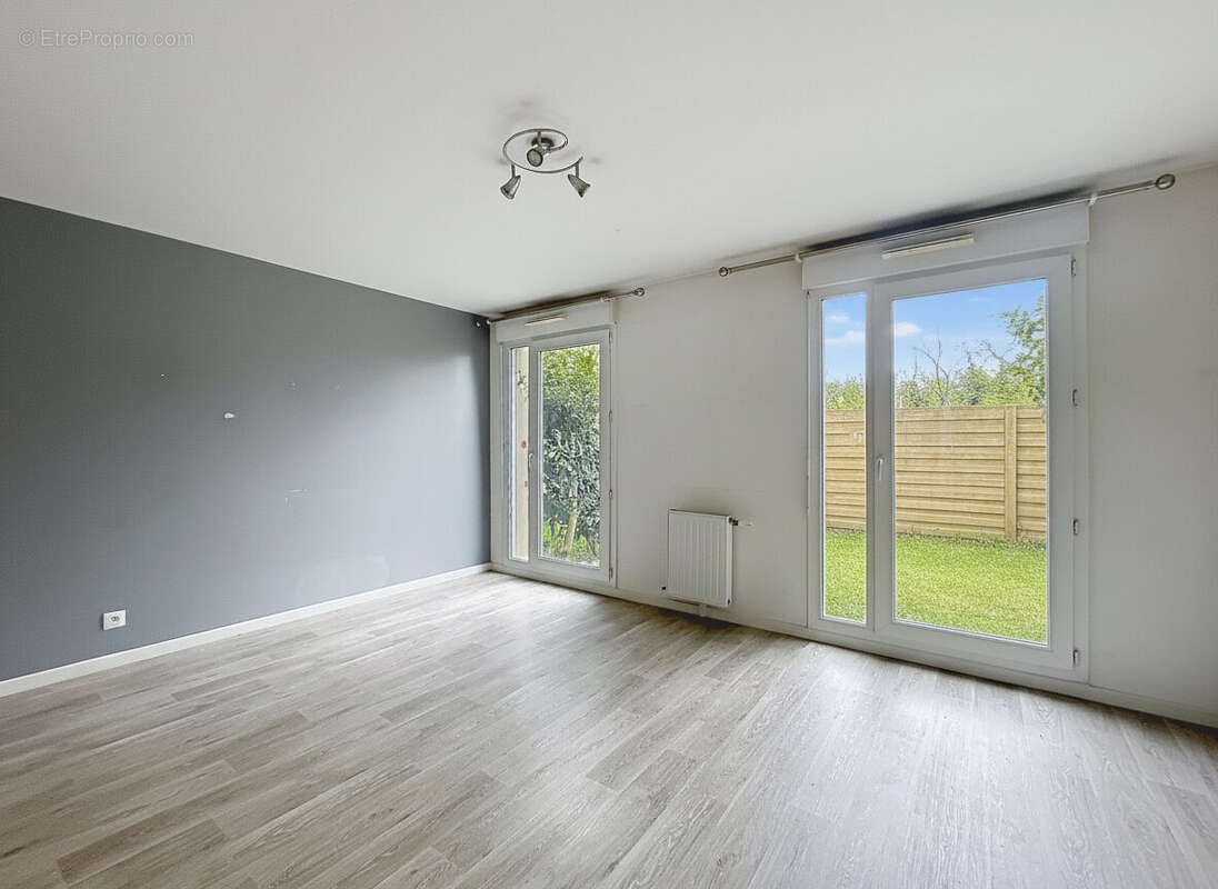 Appartement à AUBERGENVILLE