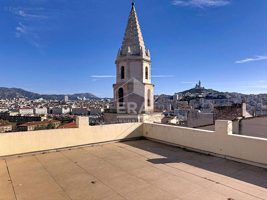 Appartement à MARSEILLE-2E