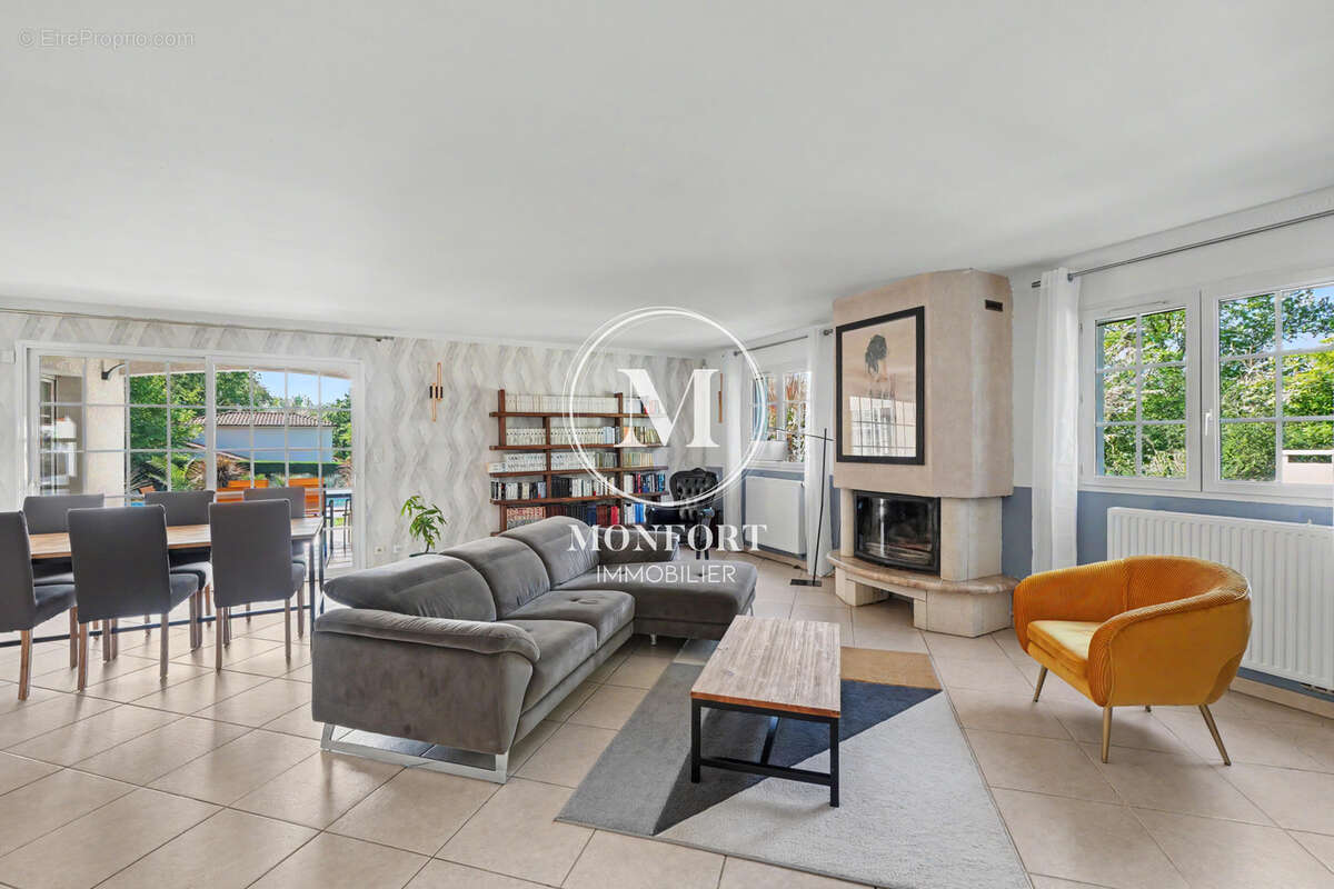 Villa familiale avec T1 indépendant, piscine. - photo 10