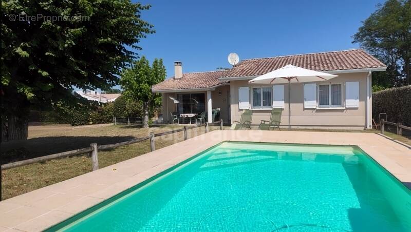 Maison à LACANAU