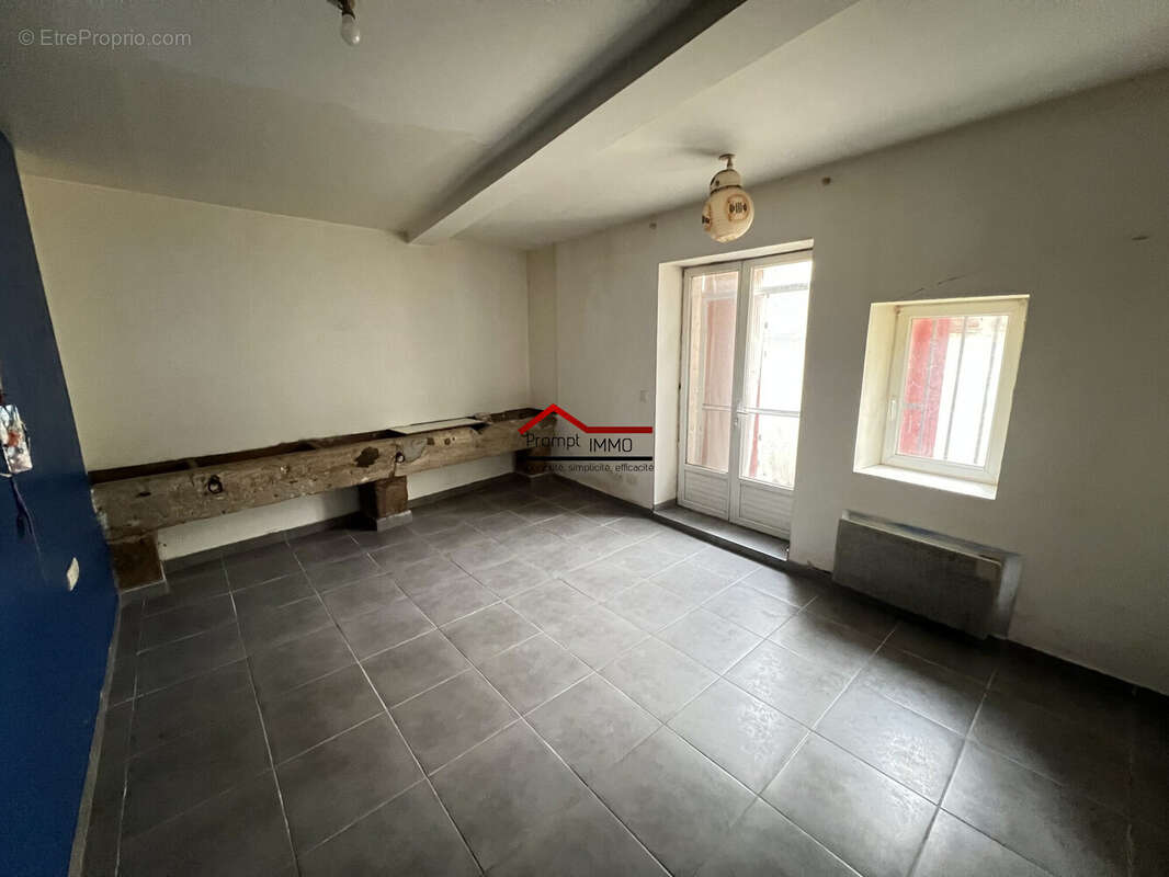 Appartement à NISSAN-LEZ-ENSERUNE