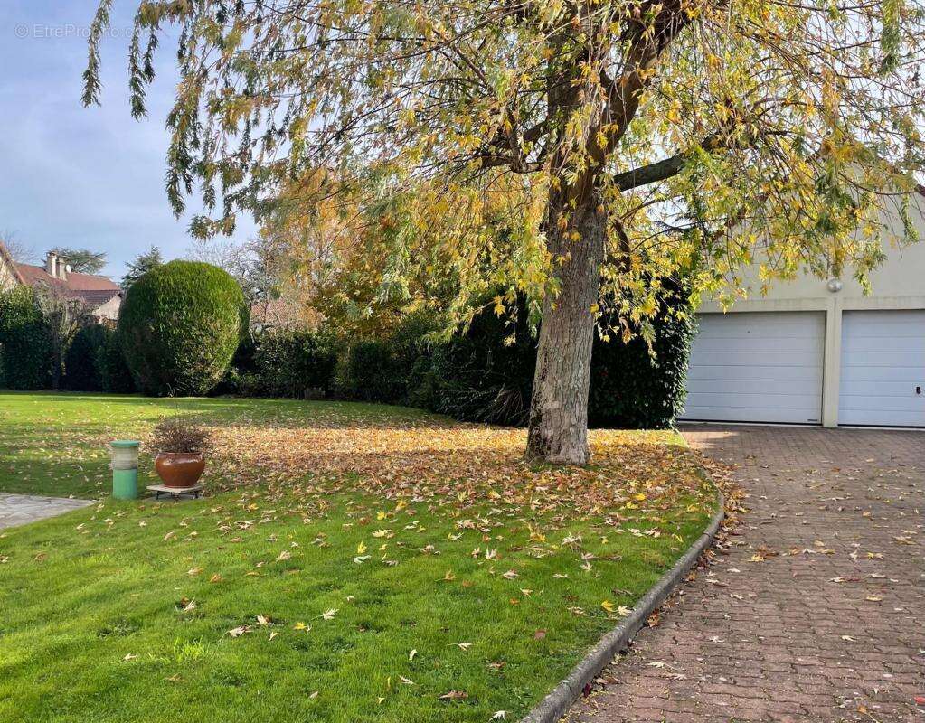 Maison à RAMBOUILLET