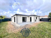 Maison à LES MATHES