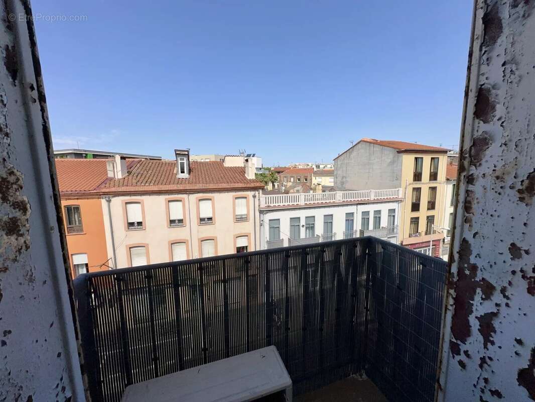 Studio rénové, 3 ieme étage, sur 4 secteur St Martin - photo 8