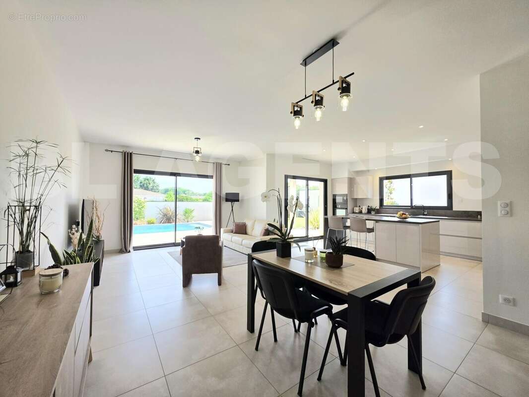 20250612_160448 - Maison à LA TOUR-DU-CRIEU