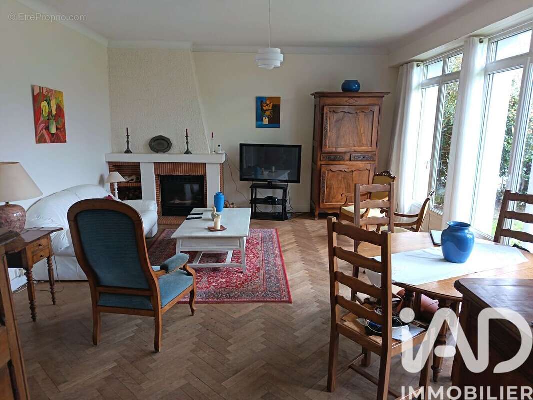 Photo 3 - Maison à COUTRAS