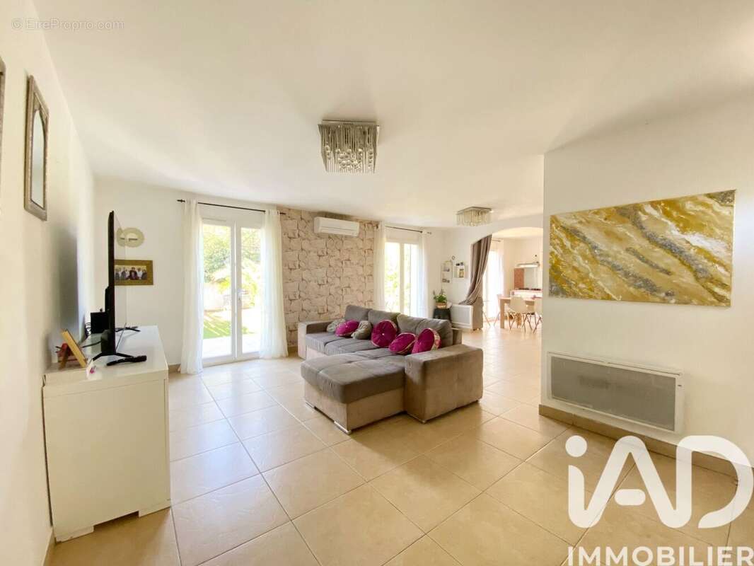 Photo 4 - Maison à SORGUES