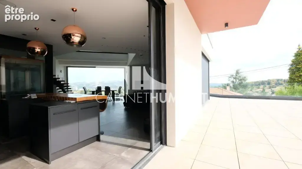 Maison 7 pièces 282 m² à vendre à Saint-Etienne (42000) - photo 4