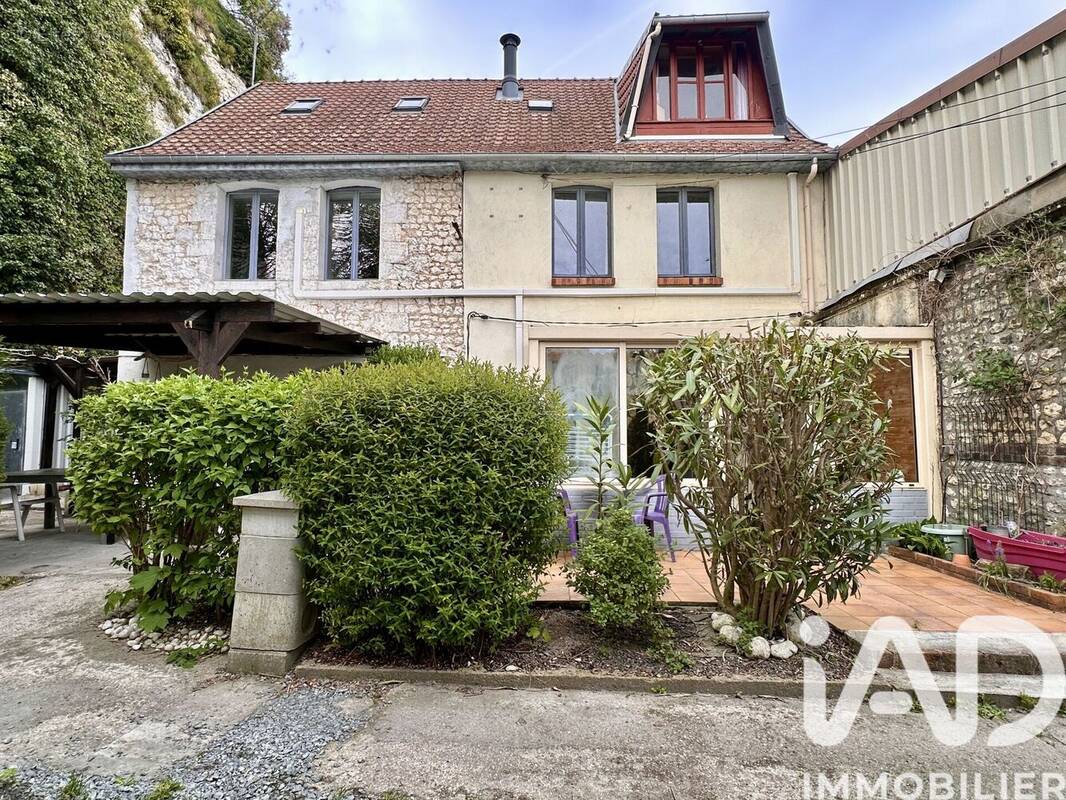 Photo 1 - Maison à CANTELEU