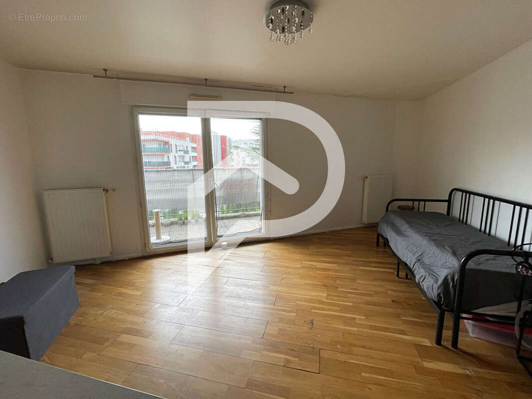 Appartement à VALENTON