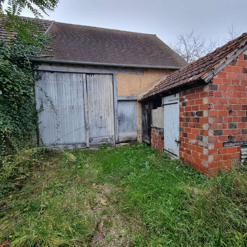 Maison à GERMIGNY-L&#039;EXEMPT