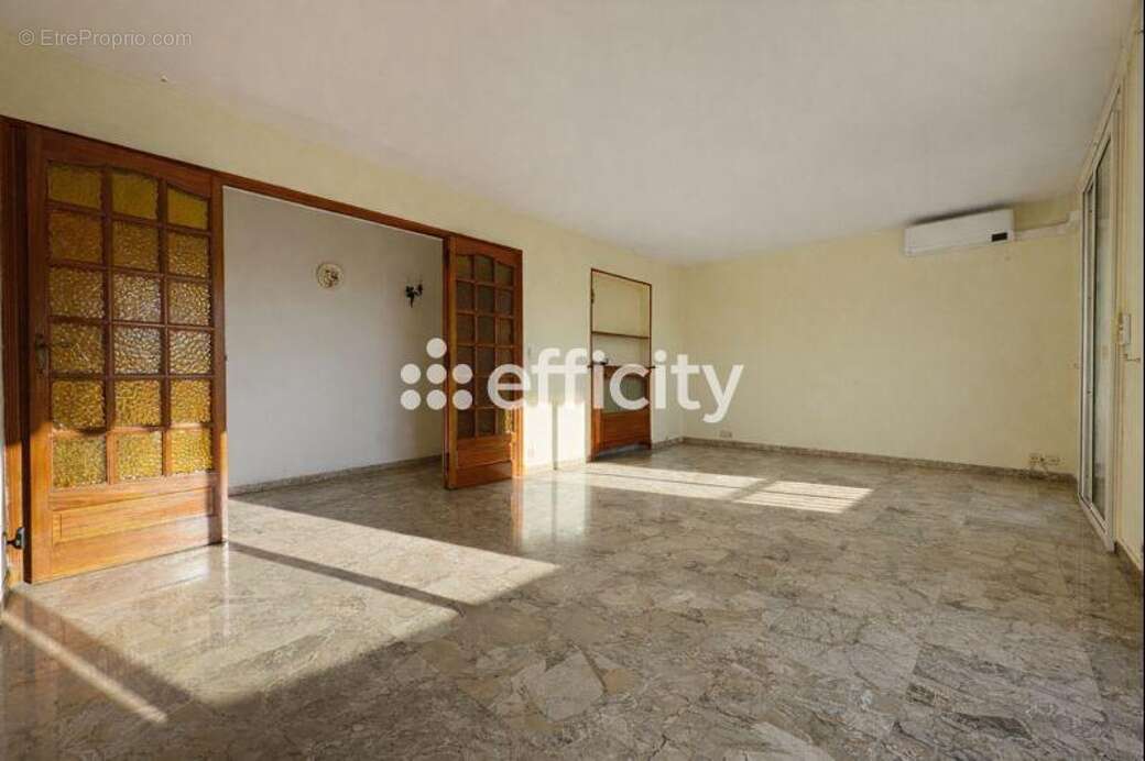 Appartement à MARSEILLE-10E
