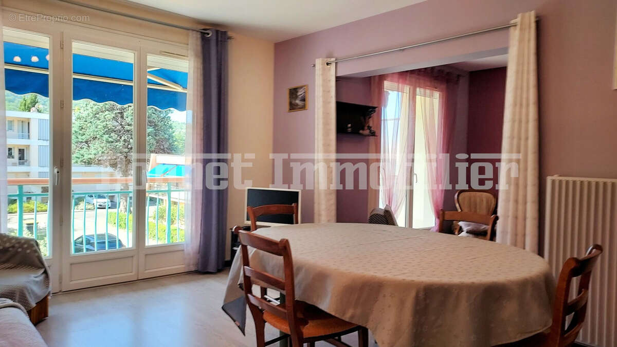 Spacieux appartement T4 avec cave et garage - photo 6