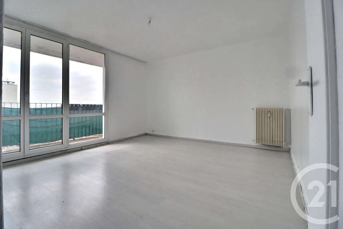 Appartement à AULNAY-SOUS-BOIS