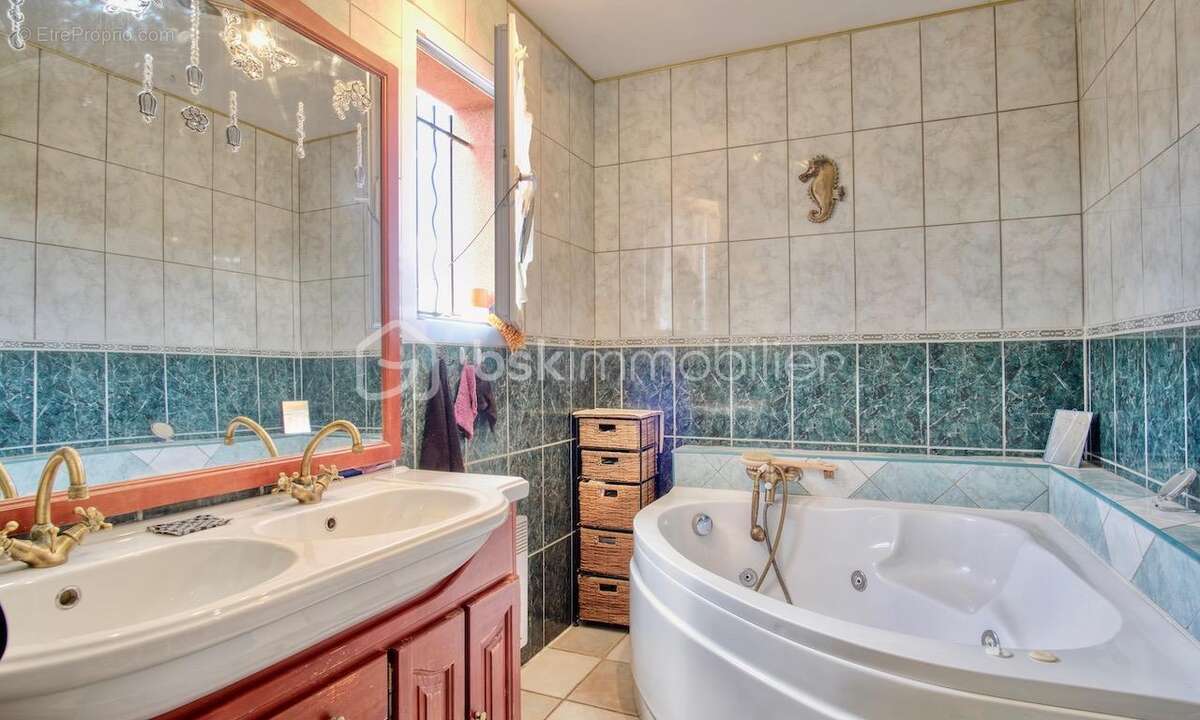 Maison à LA PENNE-SUR-HUVEAUNE