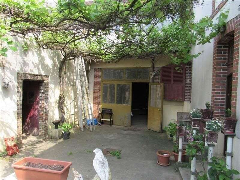 Maison à VILLENEUVE-SUR-YONNE