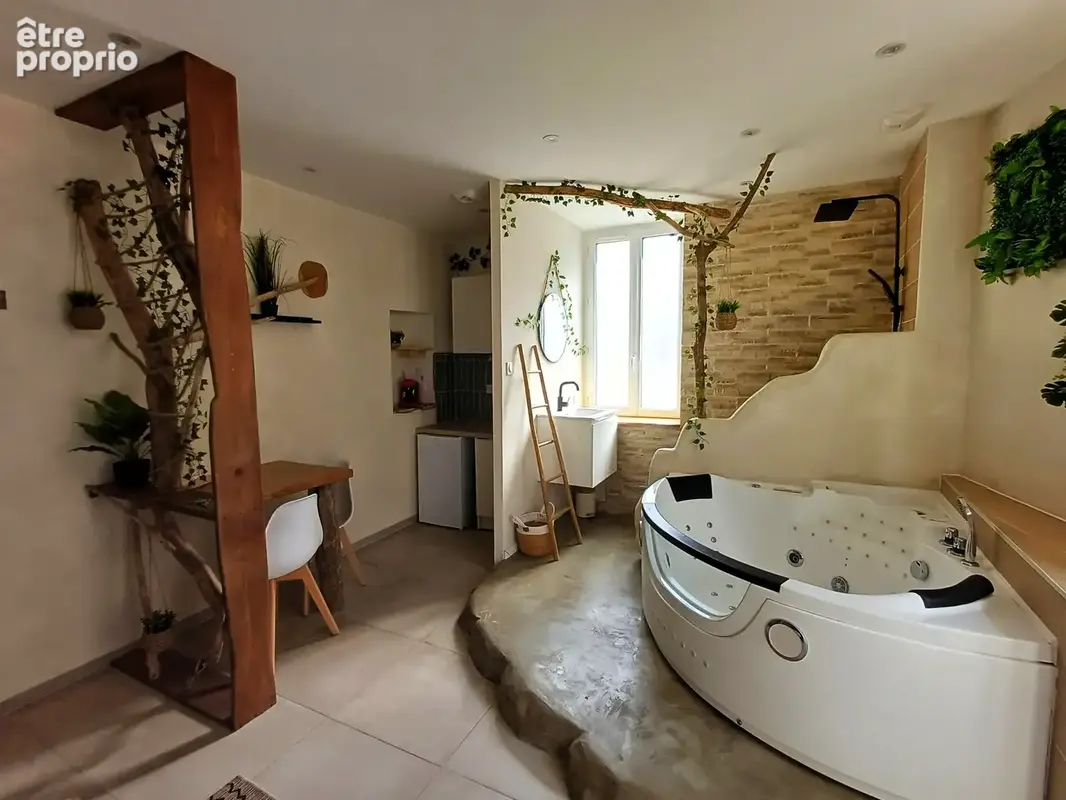 Studio entièrement rénové et meublé 24 m2 type love room - photo 2