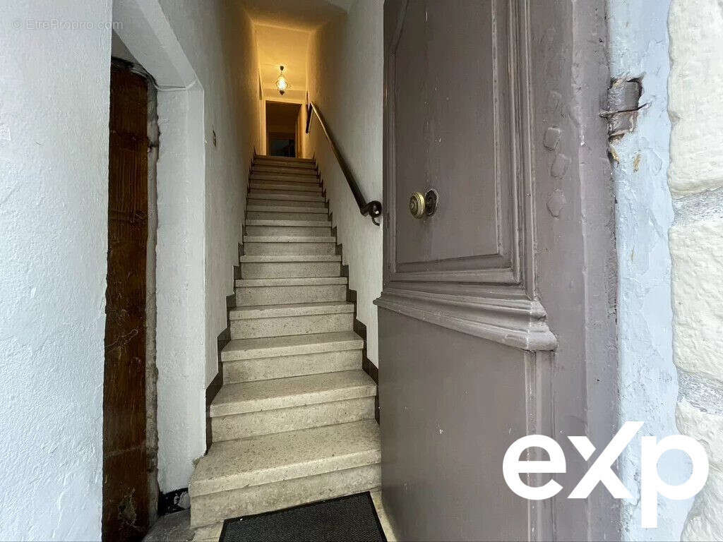 Maison à SAINT-AMBROIX