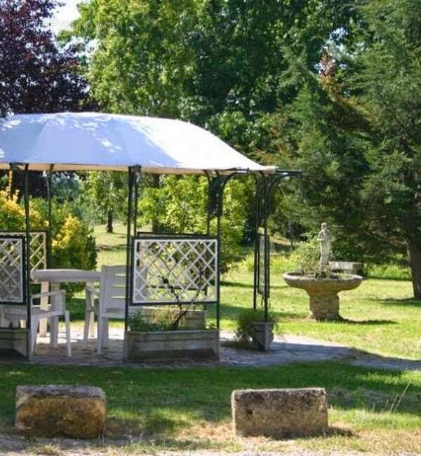 Appartement à FARGUES-SAINT-HILAIRE