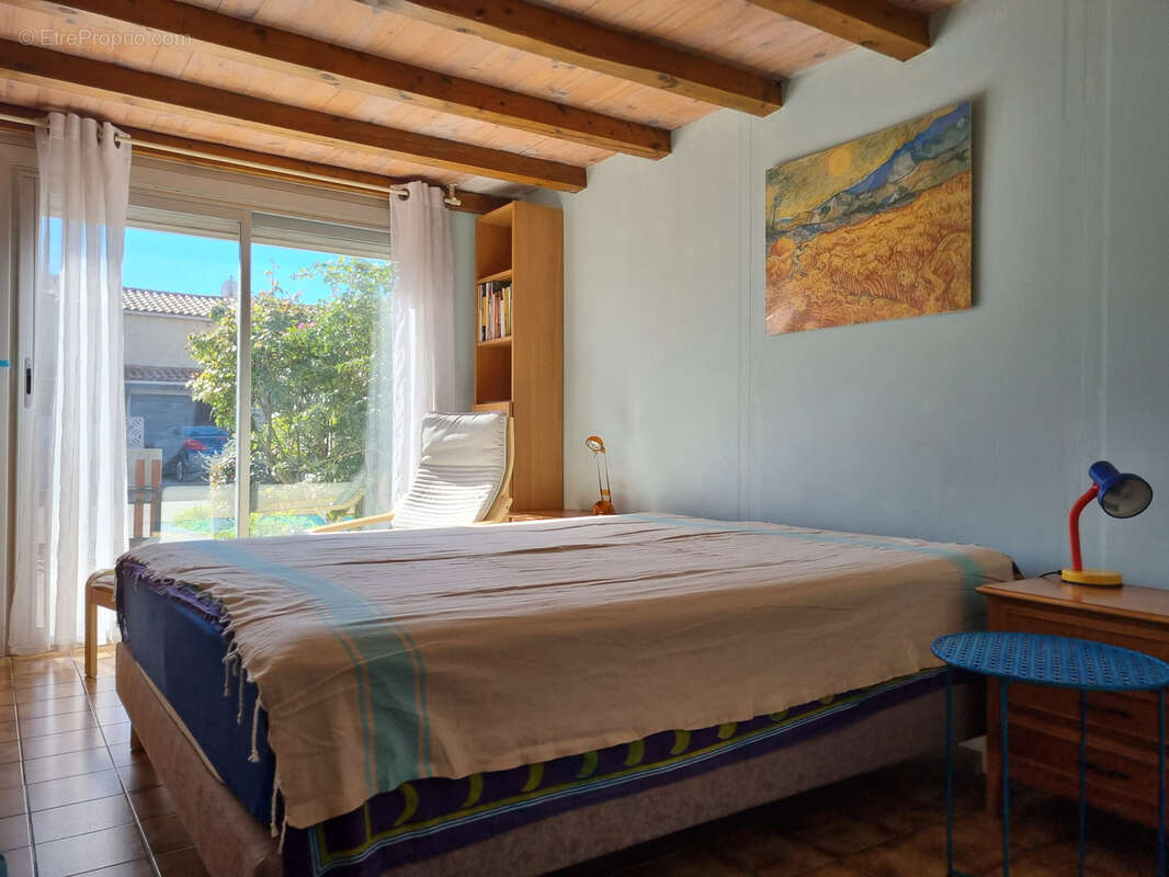 A vendre - plage du grazel- pavillon 2 chambres - mezzanine - terrasse - photo 8