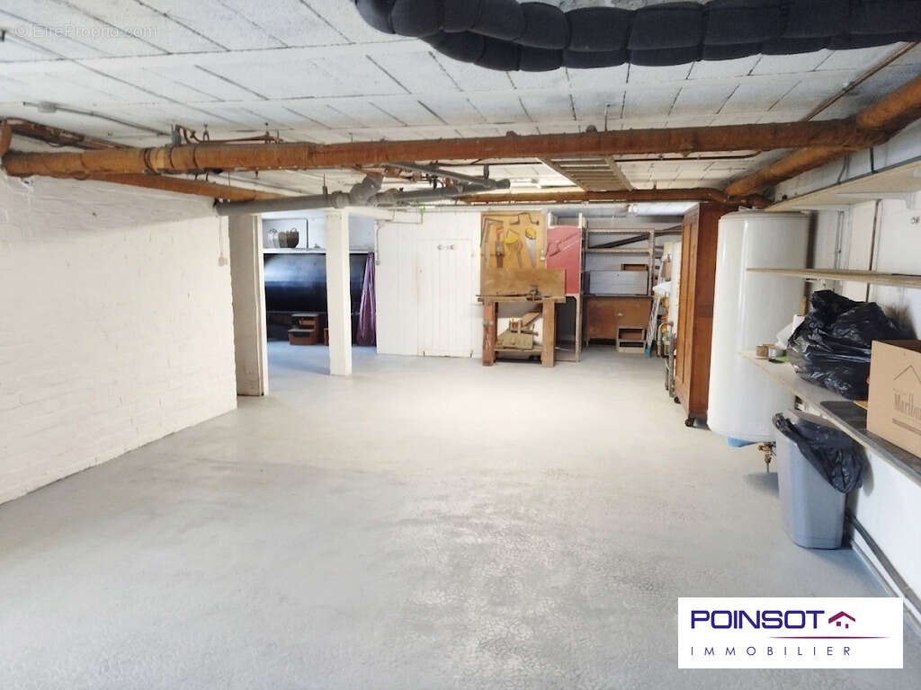 Maison à LES PONTS-DE-CE