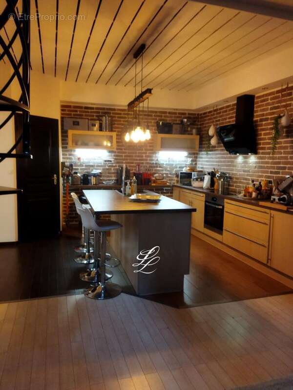 Appartement 220 m² à Le Mans  - photo 24