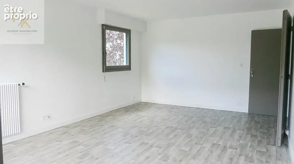 Grand appartement T3 ? 79 m2 avec travaux? Quartier Parc de l?Arboretum / Madeleine / Angers - photo 3