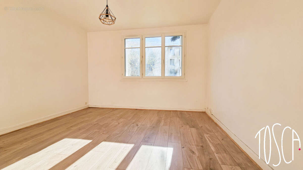 Appartement à THIAIS