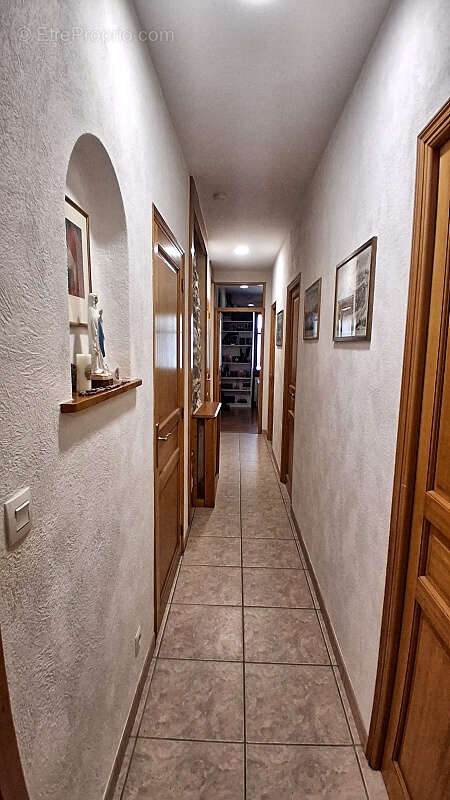 Appartement à LA ROCHE-SUR-FORON