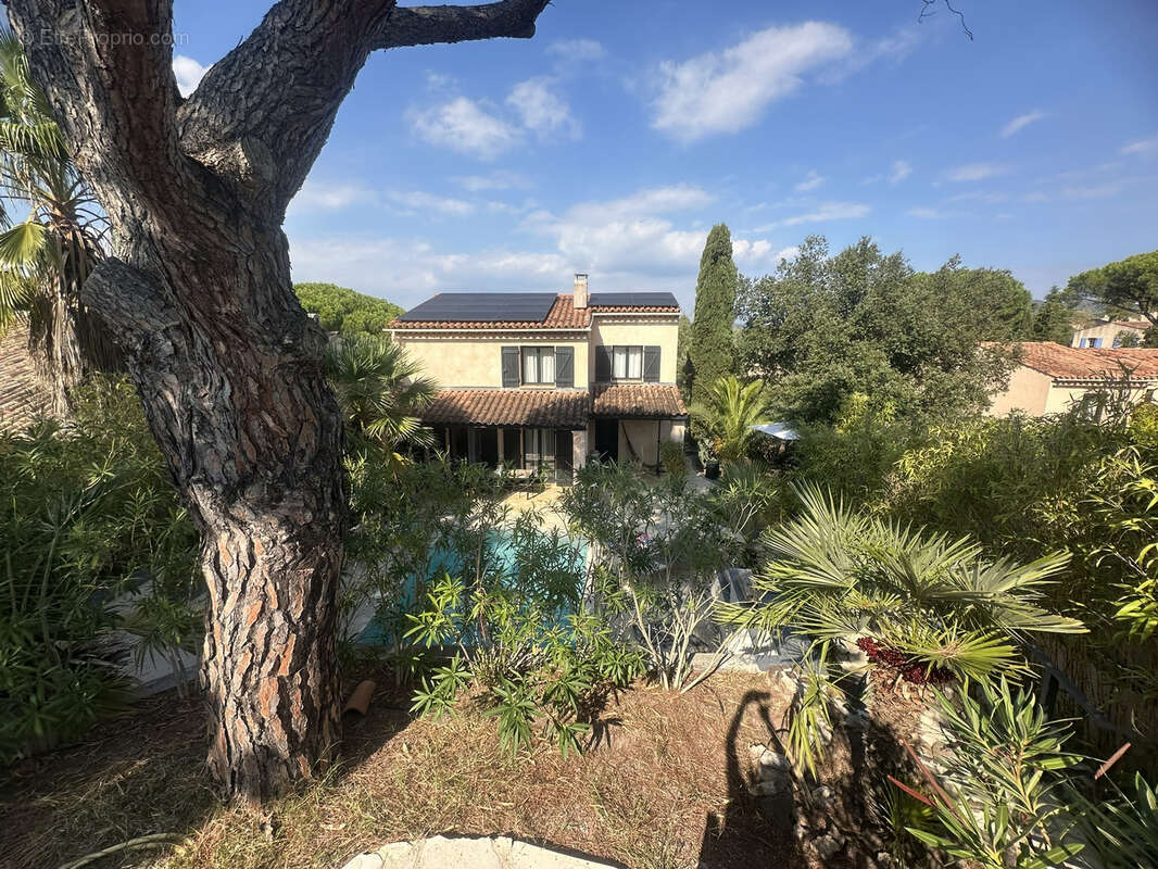 Maison à FREJUS