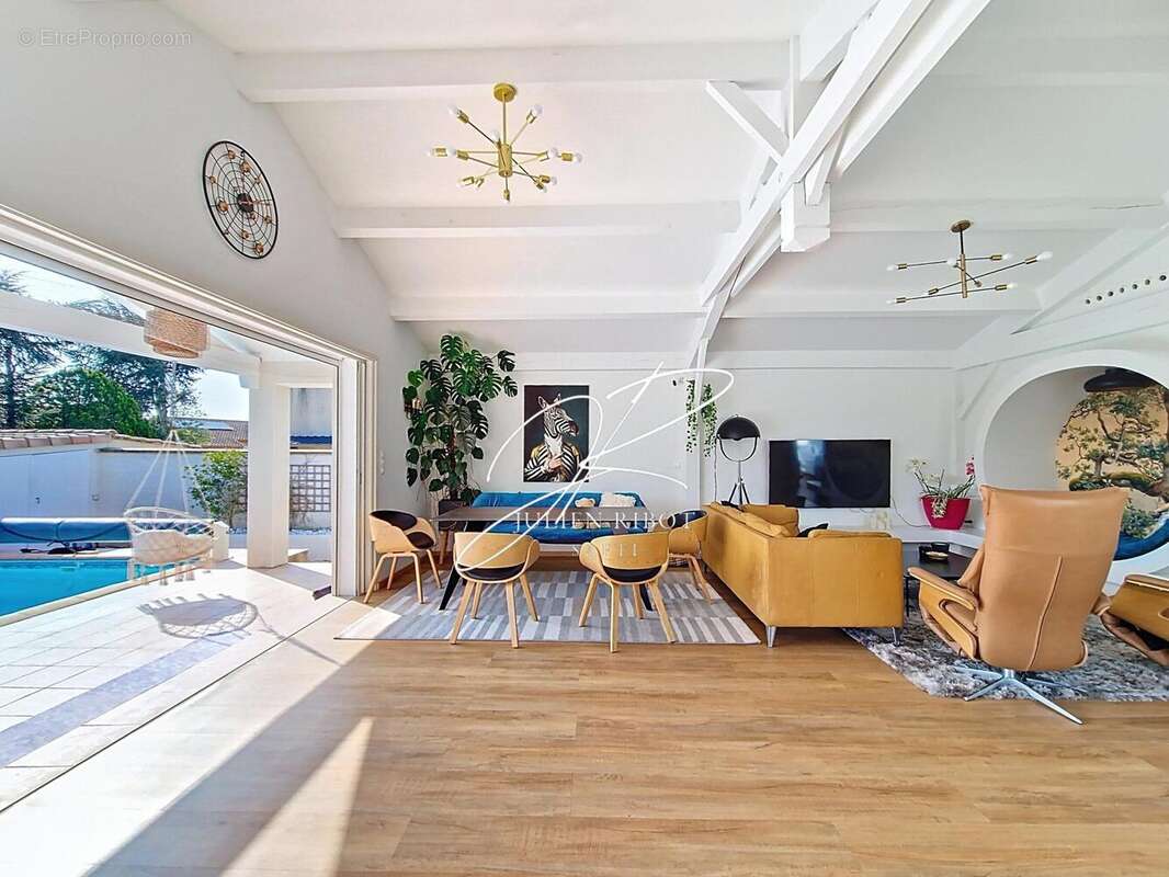 Photo 5 - Maison à SAUVIAN