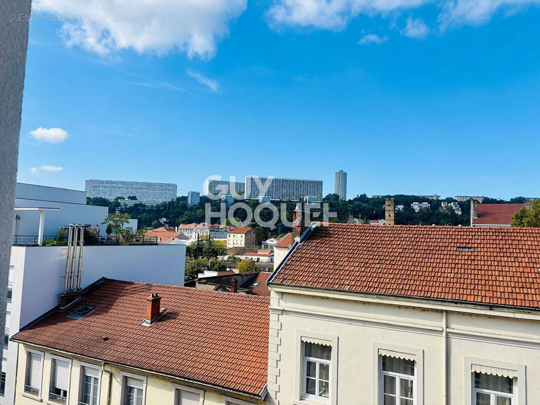 Appartement à LYON-9E