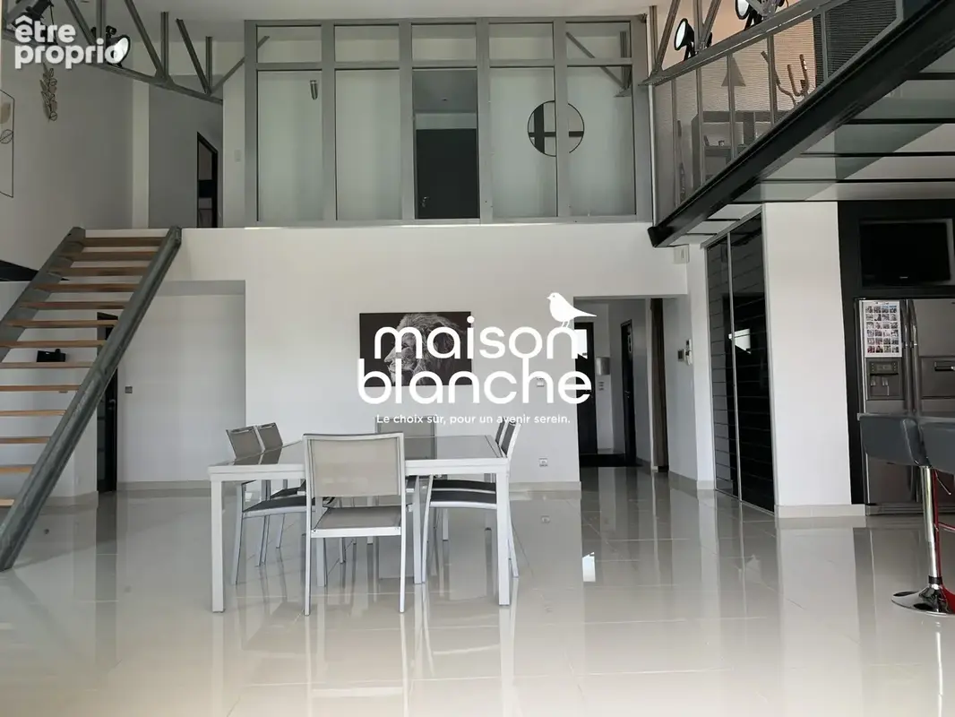 Maison 7 pièces 240 m² à vendre à La Jarrie (17220) - photo 2