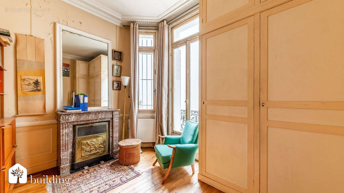Paris 16ème - Place des Etats-Unis - Appartement 4 pièces de 115.02 m² - photo 7