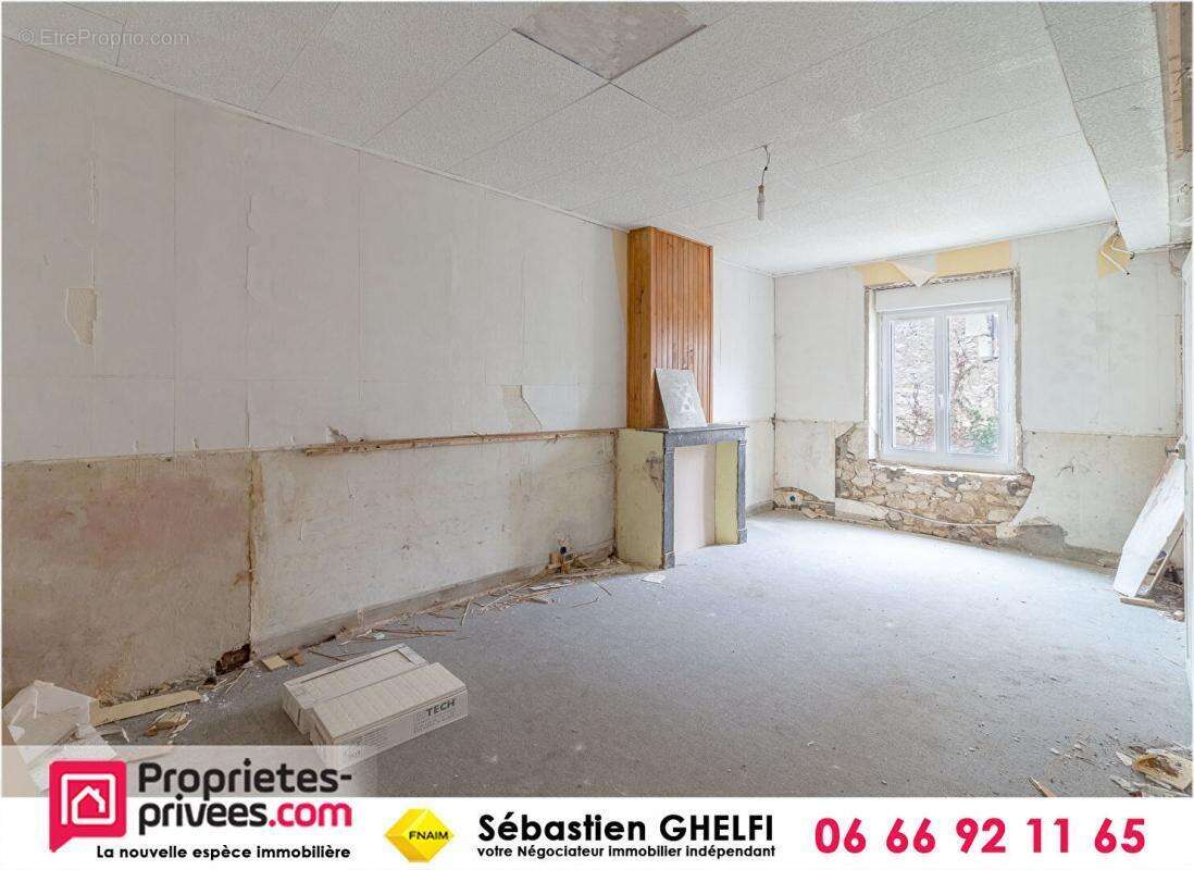 Maison à CONTRES