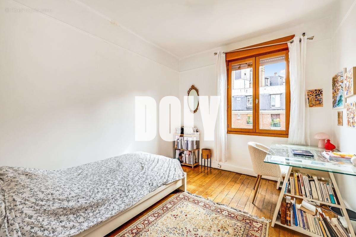 Maison à PARIS-19E