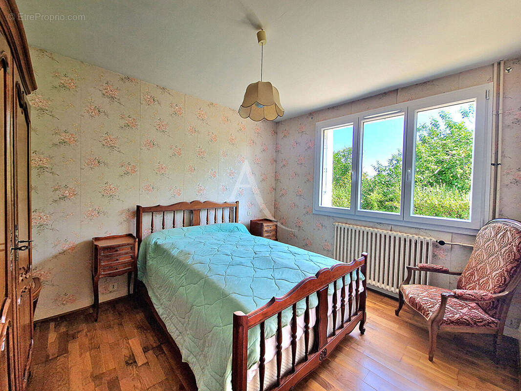 Maison à CHATEAUNEUF-SUR-SARTHE