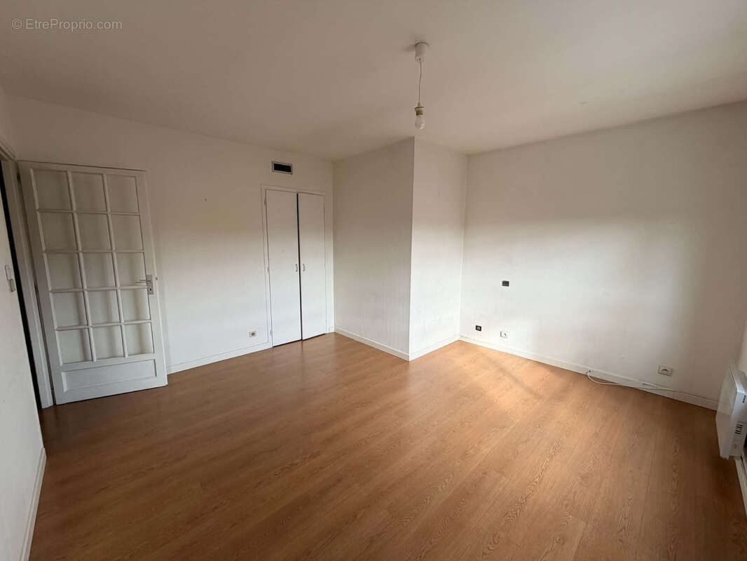Toulouse / carnot - t1 bis de 27,15m2 - photo 2