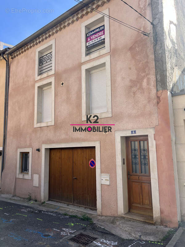 Maison à MONTELIMAR