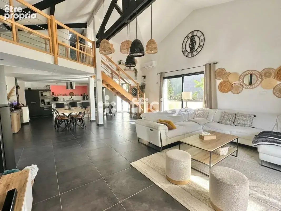 Maison 6 pièces 160 m² à vendre à Saint-Philbert-De-Grand-Lieu (44310) - photo 4